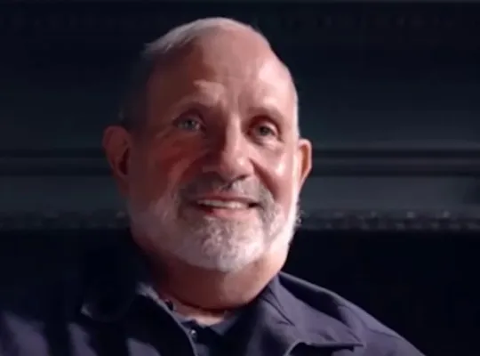 Director Brian De Palma announces his new film project.